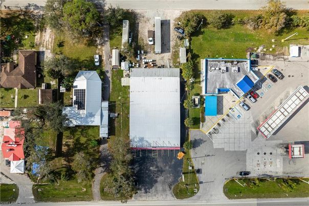 Exterior, Drone