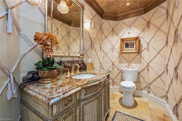Bathroom, Interior, Recessed Lighting