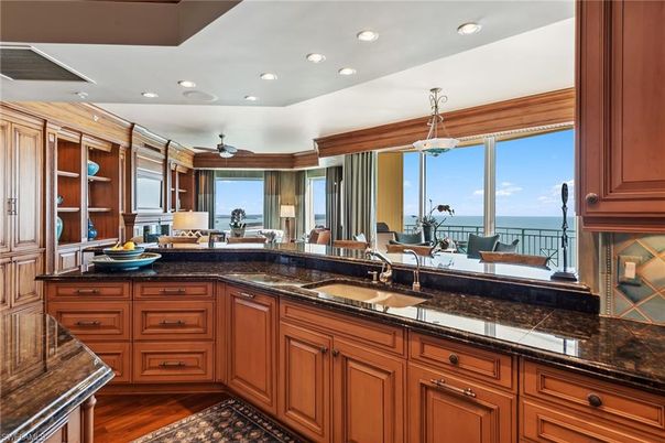 Interior, Kitchen, Pendant Lights, Recessed Lighting, Water, Wood Texture Flooring
