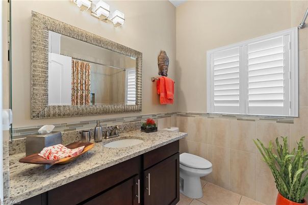 Bathroom, Dual Sink Vanities, Interior