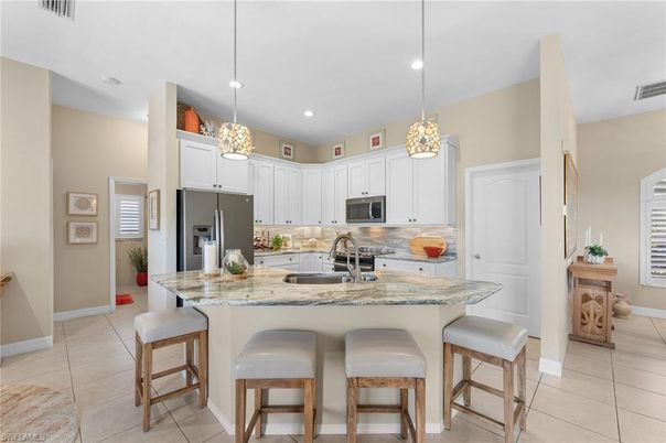Interior, Kitchen, Pendant Lights, Recessed Lighting, Stainless Steel Appliances