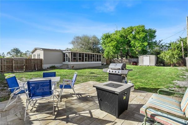 Backyard, Exterior