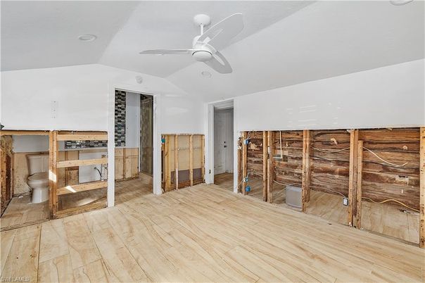 Empty room, Interior, Recessed Lighting, Wood Texture Flooring, Wooden Walls