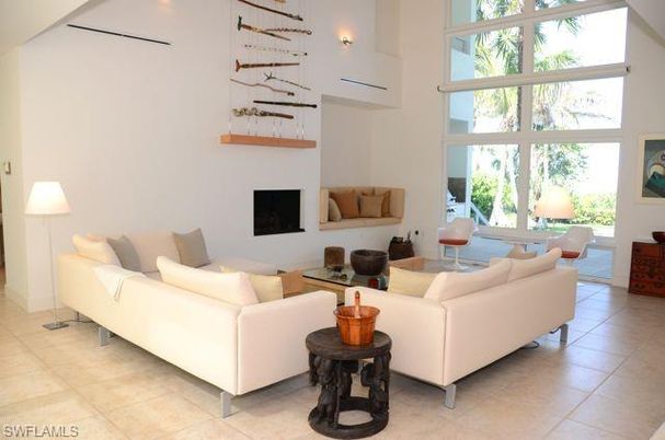 Fireplace, Interior, Living room