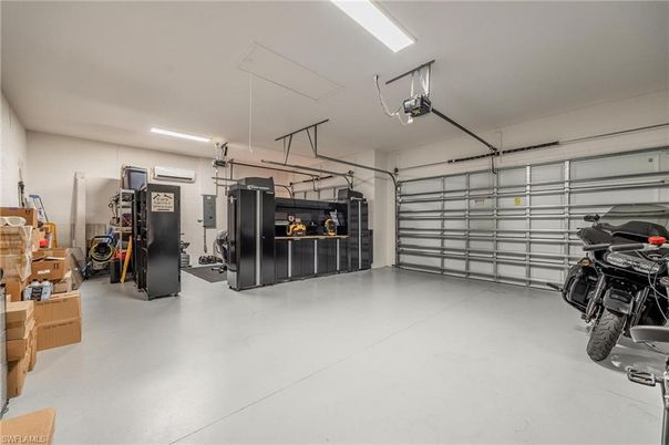 Garage, Interior