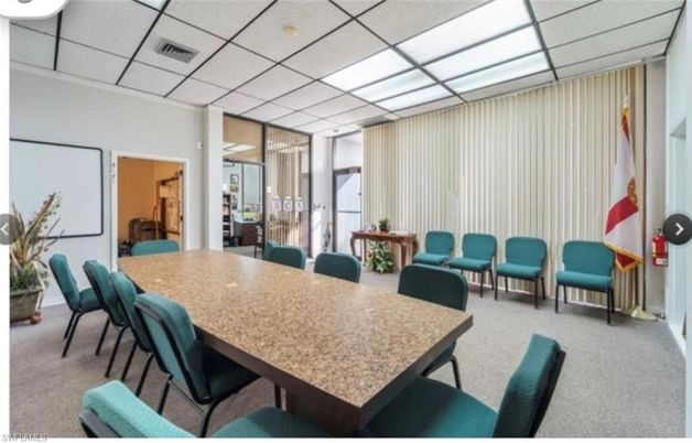Dining room, Interior