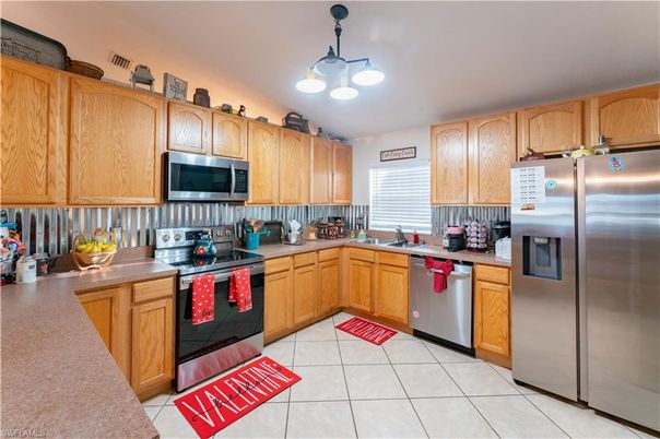 Interior, Kitchen, Stainless Steel Appliances