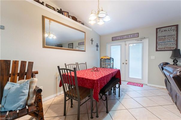 Dining room, Interior, Pendant Lights