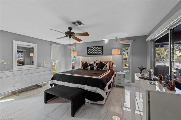 Bedroom, Interior, Pendant Lights