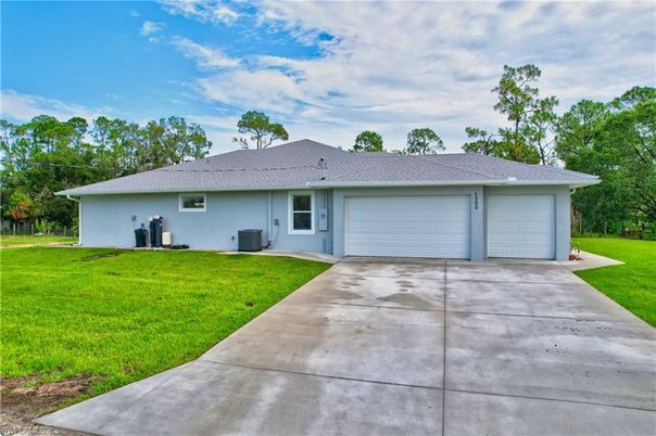 Attached, Backyard, Exterior, Facade, Ranch