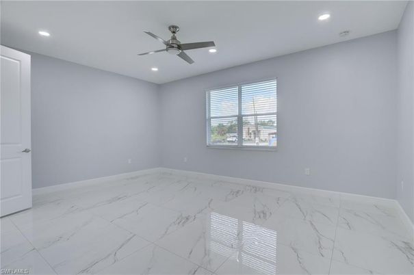 Empty room, Interior, Marble, Recessed Lighting