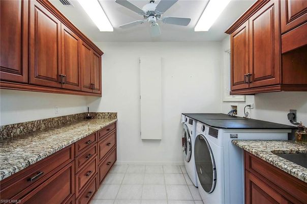Interior, Washer