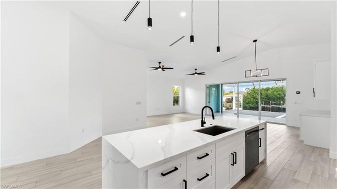 Interior, Kitchen, Pendant Lights, Recessed Lighting, Wood Texture Flooring