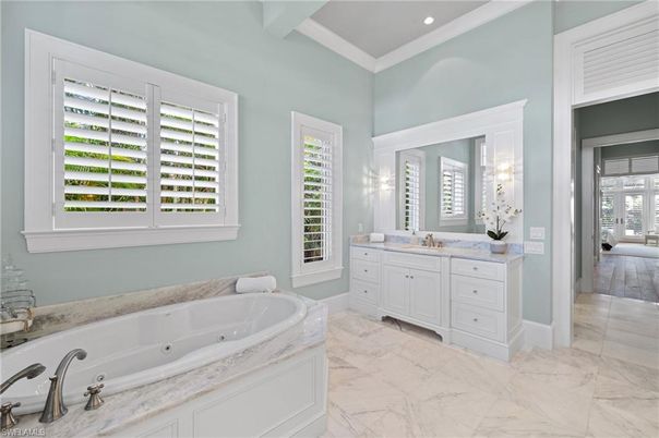Bathroom, Dual Sink Vanities, Interior, Marble, Recessed Lighting