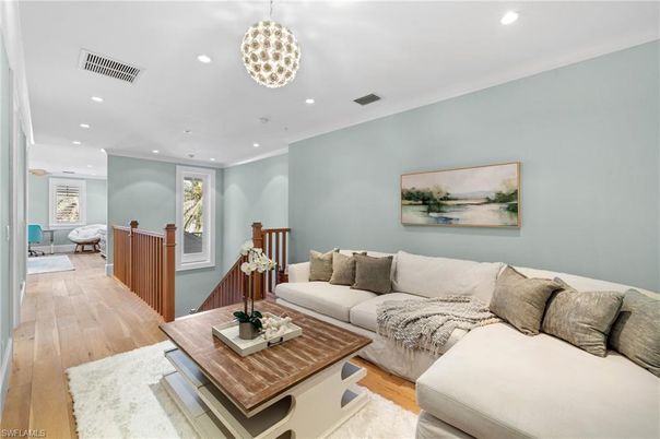 Interior, Living room, Pendant Lights, Recessed Lighting, Wood Texture Flooring