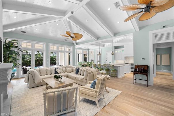 Interior, Kitchen, Living room, Pendant Lights, Recessed Lighting, Wood Texture Flooring