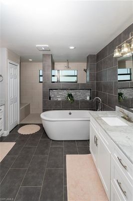 Bathroom, Dual Sink Vanities, Free Standing Baths, Interior, Recessed Lighting