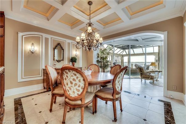 Chandelier, Dining room, Interior