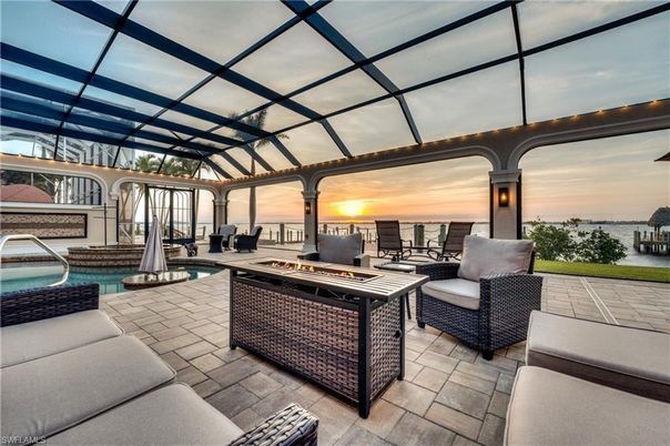Exterior, Glass Ceilings, Interior, Pool, Sun Room