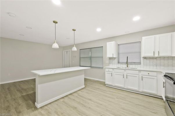 Interior, Kitchen, Pendant Lights, Recessed Lighting, Wood Texture Flooring