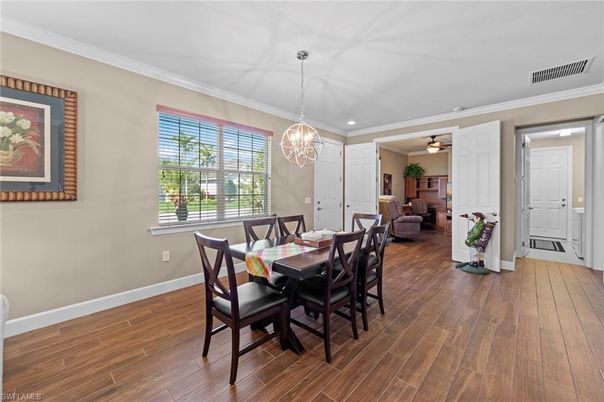 Chandelier, Dining room, Interior, Recessed Lighting, Wood Texture Flooring