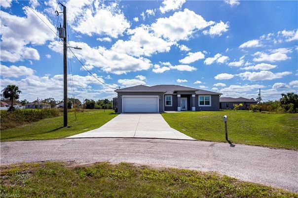 Attached, Backyard, Exterior, Facade, Ranch