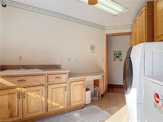 Interior, Washer