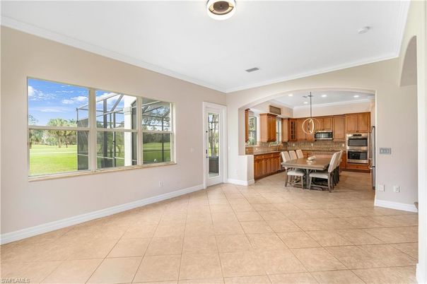 Dining room, Interior, Kitchen, Recessed Lighting, Stainless Steel Appliances