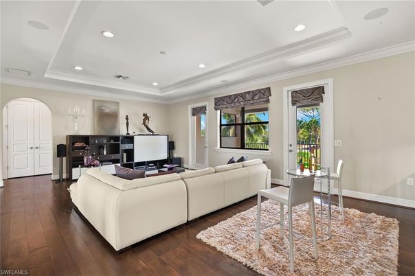 Dining room, Interior, Living room, Recessed Lighting, Wood Texture Flooring
