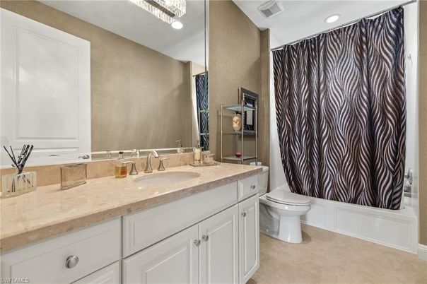 Bathroom, Interior, Recessed Lighting, Tile Countertops