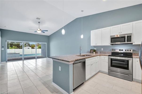 Interior, Kitchen, Pendant Lights, Recessed Lighting, Stainless Steel Appliances