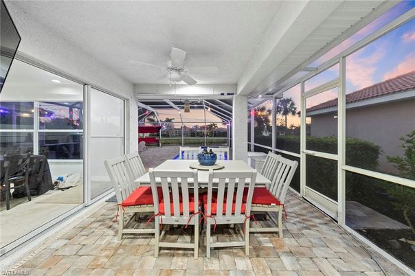 Dining room, Interior, Sun Room