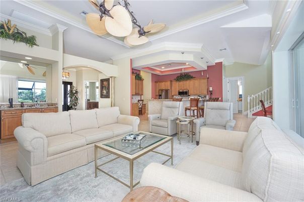 Interior, Kitchen, Living room, Recessed Lighting, Stainless Steel Appliances