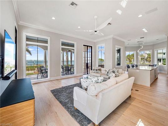 Dining room, Interior, Living room, Pendant Lights, Recessed Lighting, Water, Wood Texture Flooring