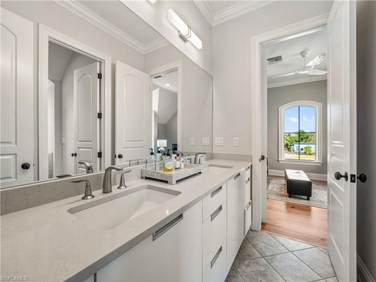 Bathroom, Dual Sink Vanities, Interior, Wood Texture Flooring