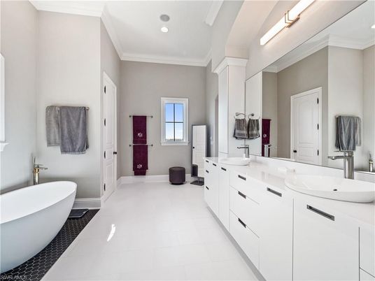 Bathroom, Dual Sink Vanities, Free Standing Baths, Interior, Recessed Lighting