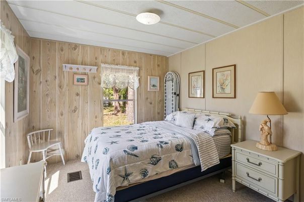 Bedroom, Interior, Wooden Walls