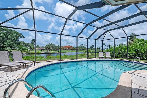 Glass Ceilings, Interior, Pool, Sun Room, Water