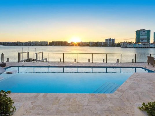 Exterior, Lake, Pool