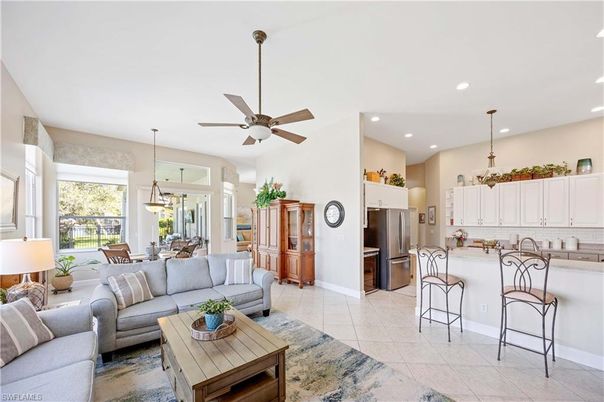Dining room, Interior, Kitchen, Living room, Pendant Lights, Recessed Lighting, Stainless Steel Appliances