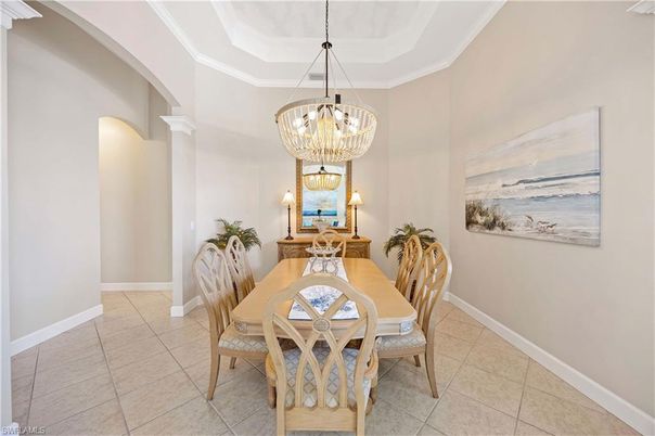 Chandelier, Dining room, Interior
