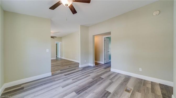 Empty room, Interior, Wood Texture Flooring