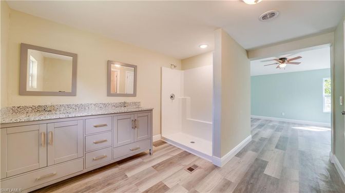 Bathroom, Interior, Recessed Lighting, Wood Texture Flooring