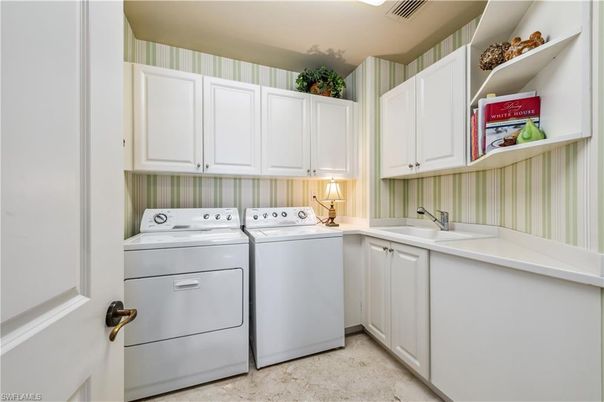 Interior, Washer