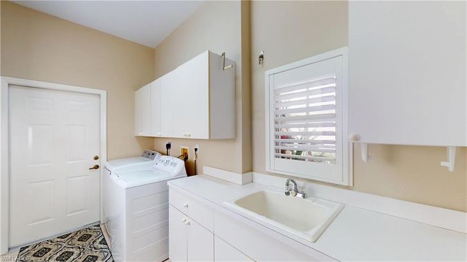 Interior, Washer