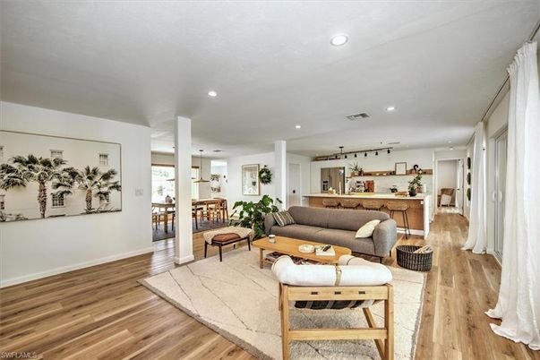 Dining room, Interior, Kitchen, Living room, Pendant Lights, Recessed Lighting, Wood Texture Flooring