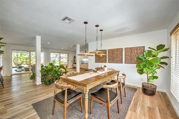 Dining room, Interior, Pendant Lights, Recessed Lighting, Wood Texture Flooring