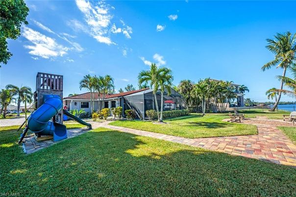 Backyard, Exterior, Playground