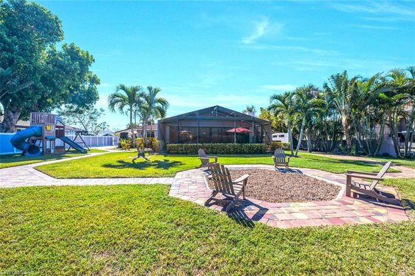 Backyard, Exterior, Playground