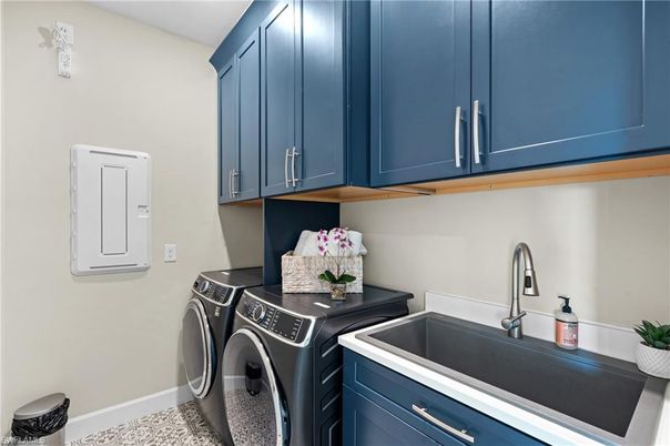 Interior, Washer